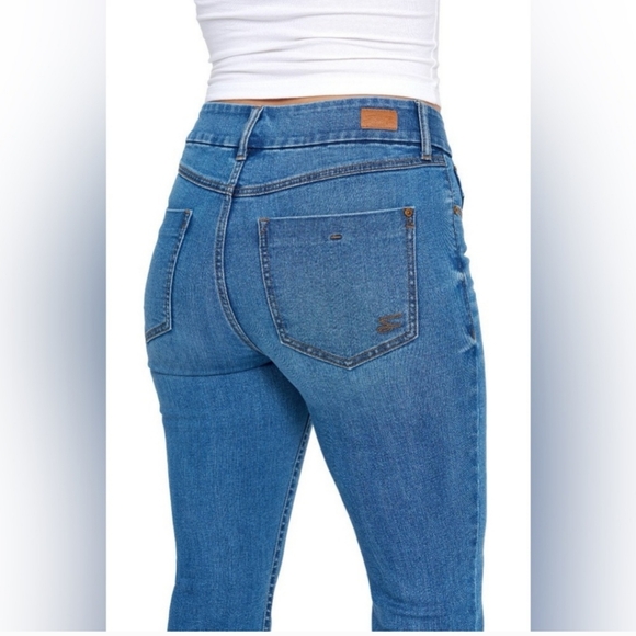 SEVEN 7 High Rise Tummyless Slim Boot Cut blue Jeans size 4 Pasdena NWT - Picture 6 of 8